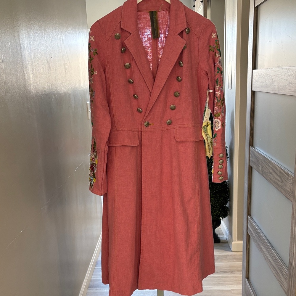 Aratta Rose-Red Embroidered Double-Breasted Trench Coat - Picture 1 of 4